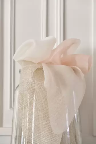 Poesie Sheer by Camengo