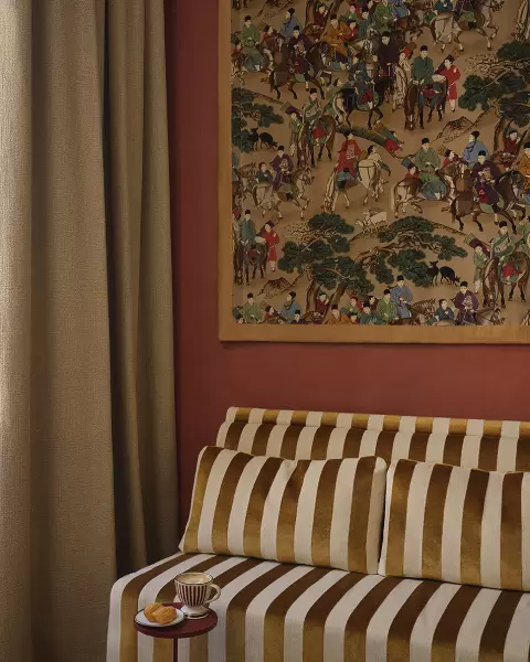 Drago by Manuel Canovas