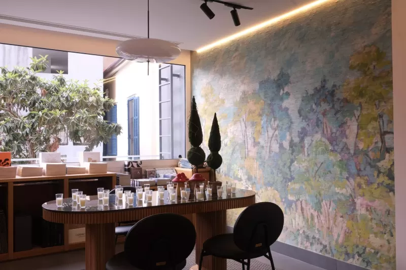 A panoramic mural in the Belbol showroom